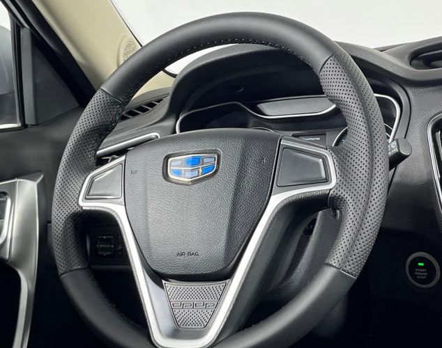 Geely Emgrand X7  