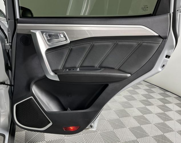Geely Emgrand X7  