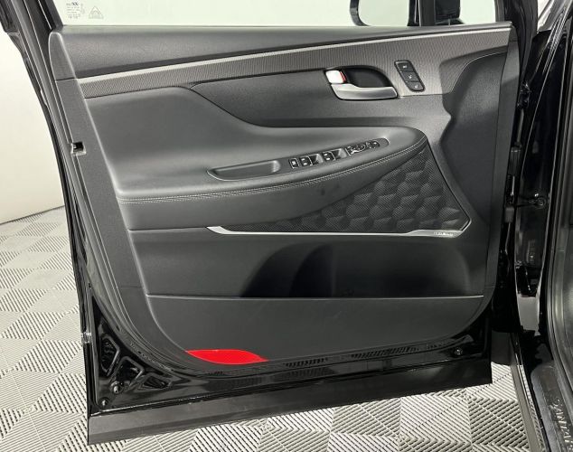 Hyundai Santa Fe  High-Tech + Exclusive