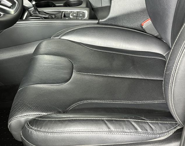 Hyundai Santa Fe  High-Tech + Exclusive