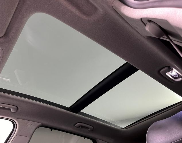 Hyundai Santa Fe  High-Tech + Exclusive