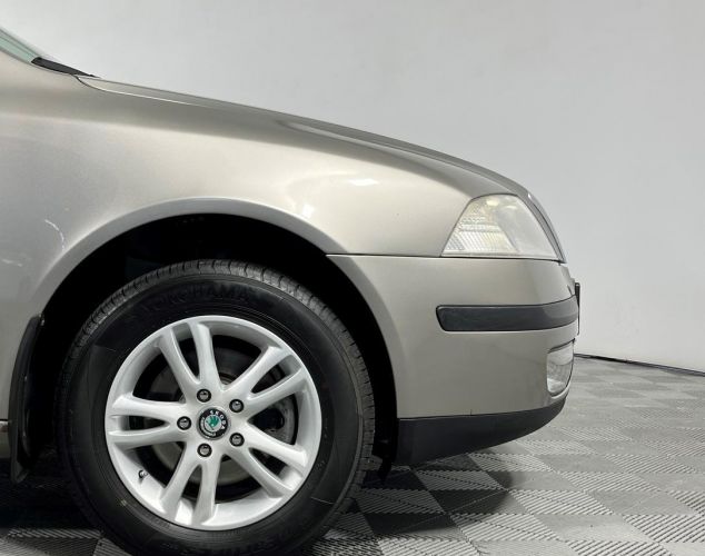 ŠKODA Octavia  Base