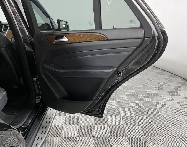 Mercedes-Benz M-Класс  ML 250 BlueTEC 4MATIC