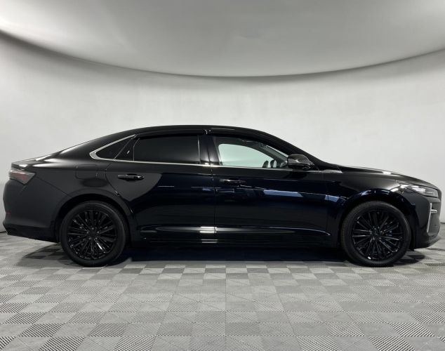 Geely Preface  Flagship