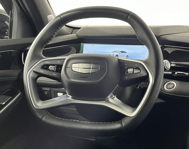 Geely Preface  Flagship
