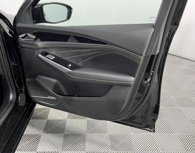 Geely Preface  Flagship