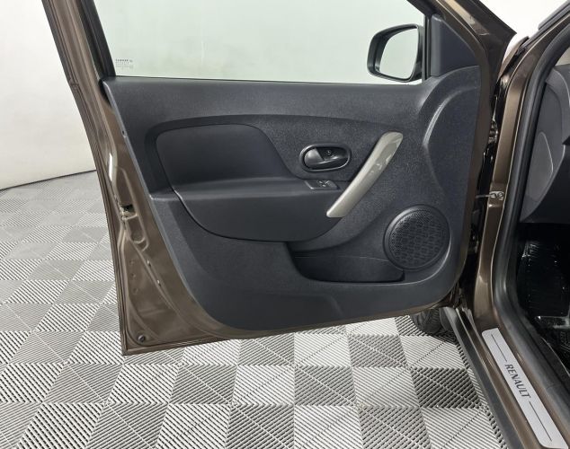 Renault Sandero  Life