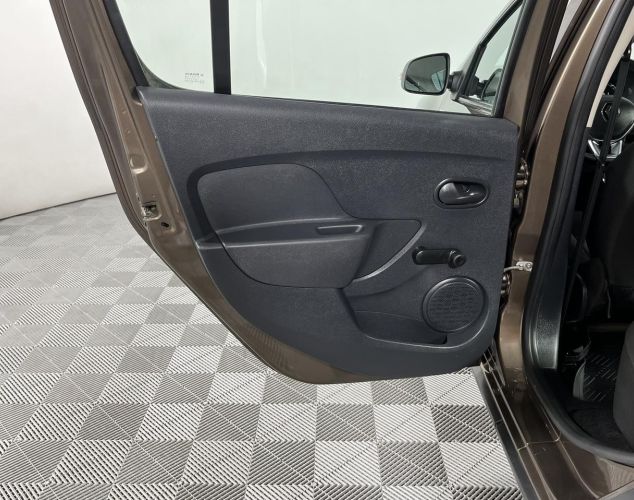 Renault Sandero  Life