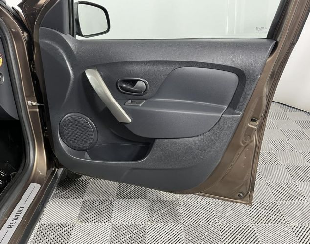 Renault Sandero  Life
