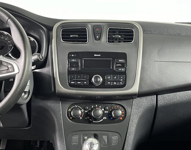 Renault Sandero  Life