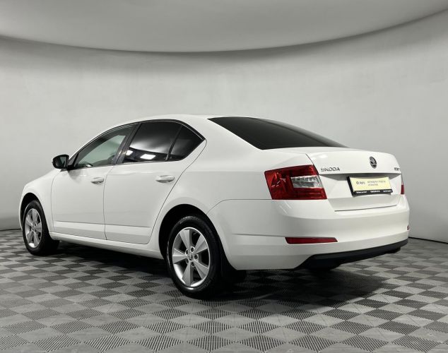 ŠKODA Octavia  Elegance