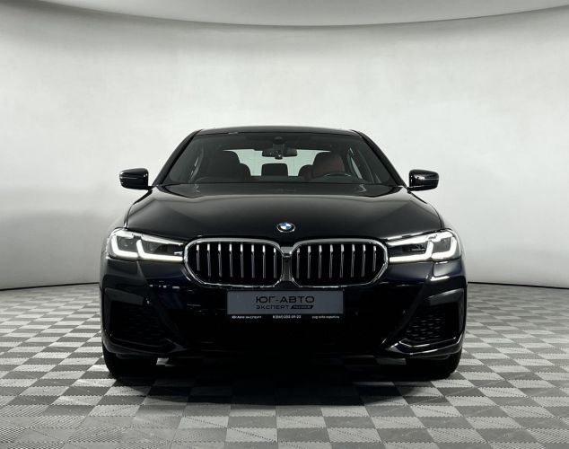 BMW 5 серия  