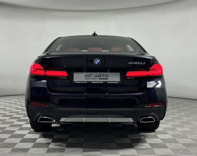 BMW 5 серия  