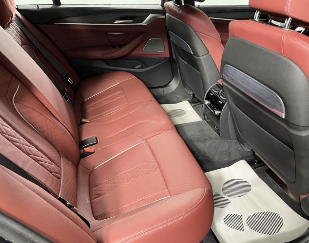 BMW 5 серия  
