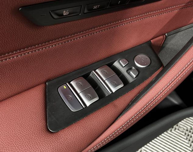 BMW 5 серия  