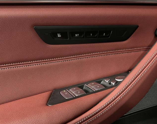 BMW 5 серия  