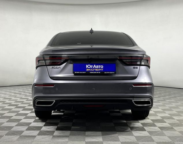 OMODA S5  