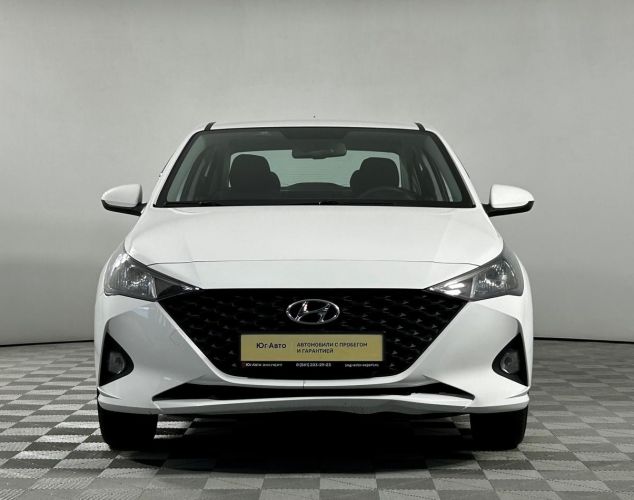 Hyundai Solaris  Active