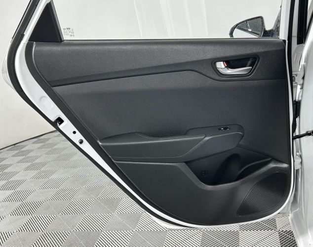 Hyundai Solaris  Active