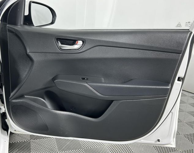 Hyundai Solaris  Active