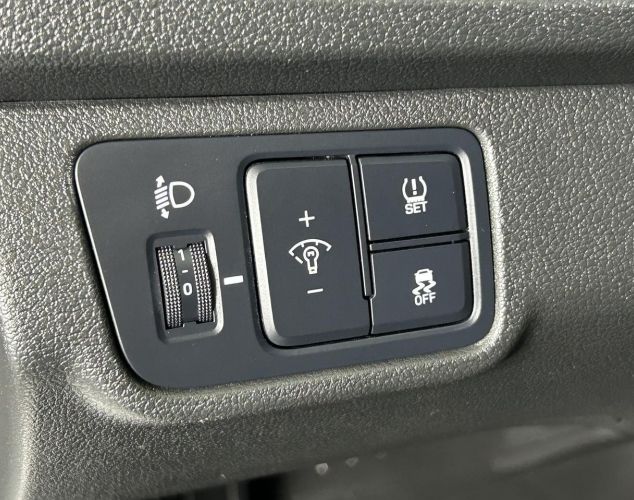 Hyundai Solaris  Active