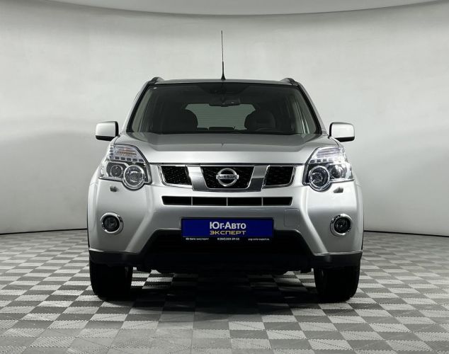Nissan X-Trail  SE Mid