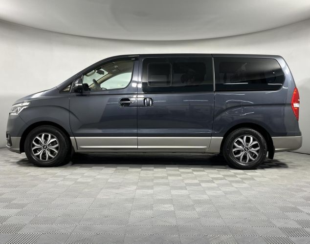 Hyundai H-1  