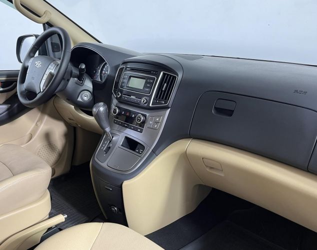 Hyundai H-1  