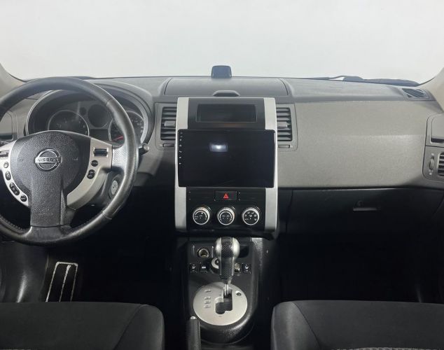 Nissan X-Trail  LE