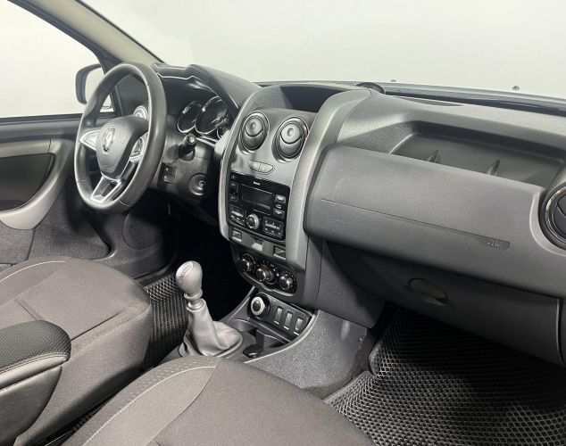 Renault Duster  Drive
