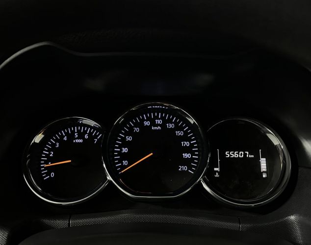 Renault Duster  Drive
