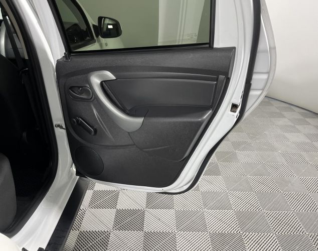 Renault Duster  Drive