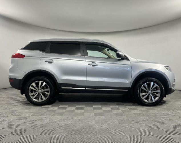 Geely Atlas  Luxury LED+ Yandex Auto