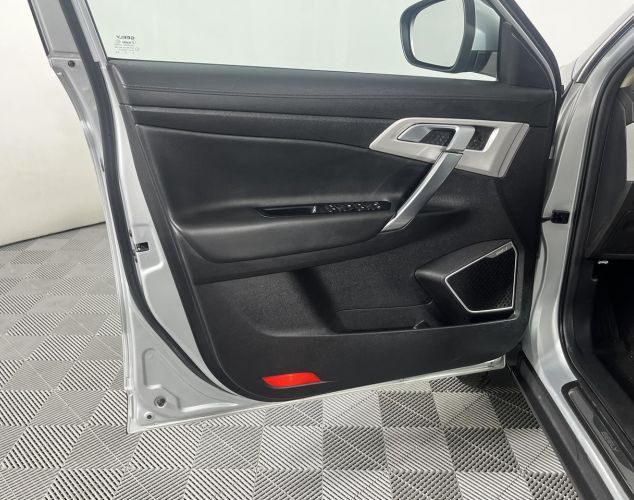 Geely Atlas  Luxury LED+ Yandex Auto