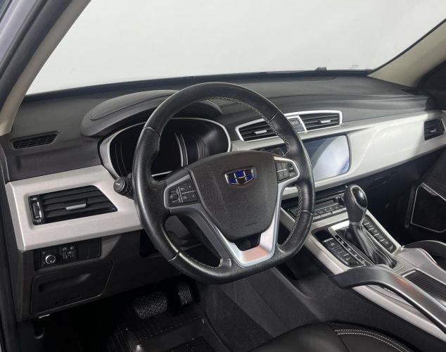 Geely Atlas  Luxury LED+ Yandex Auto