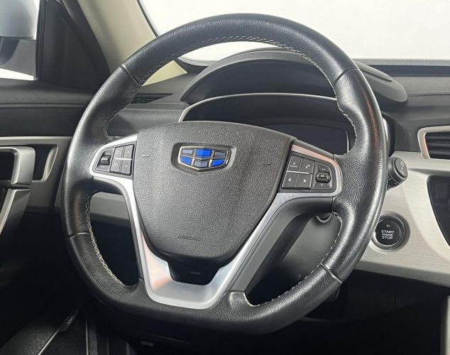 Geely Atlas  Luxury LED+ Yandex Auto