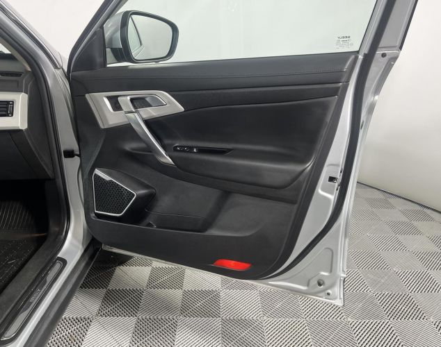 Geely Atlas  Luxury LED+ Yandex Auto