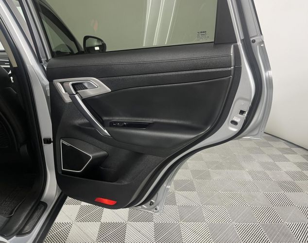 Geely Atlas  Luxury LED+ Yandex Auto
