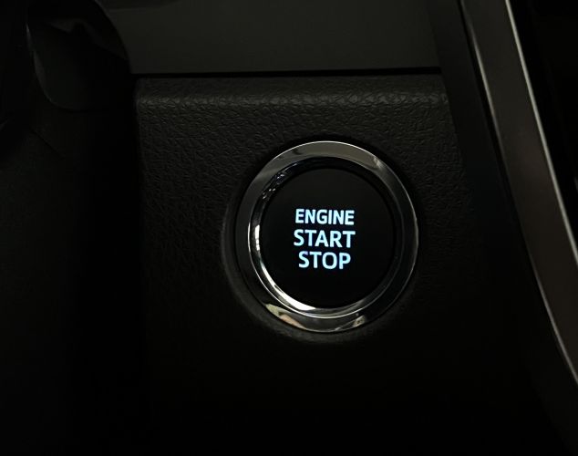 Toyota Camry  Престиж Safety