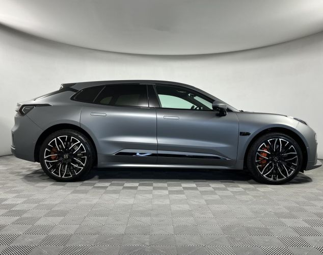 Zeekr 001  