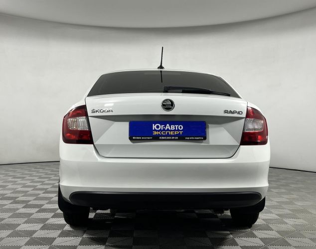 SKODA Rapid  Hockey Edition Active