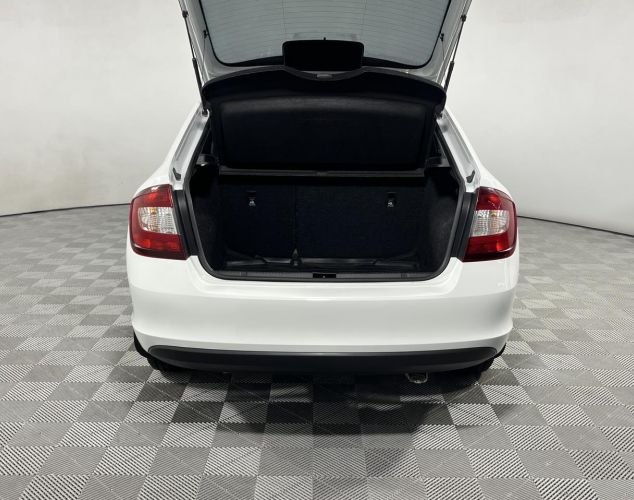 SKODA Rapid  Hockey Edition Active