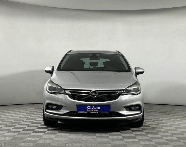 Opel Astra  Base