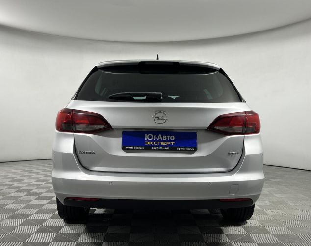 Opel Astra  Base