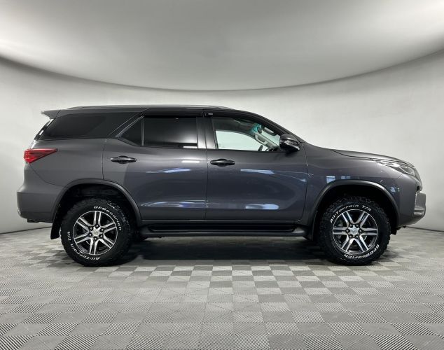 Toyota Fortuner  GXR