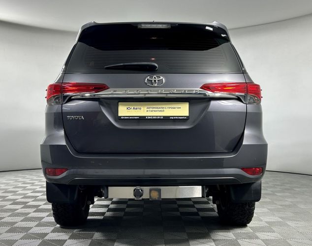 Toyota Fortuner  GXR