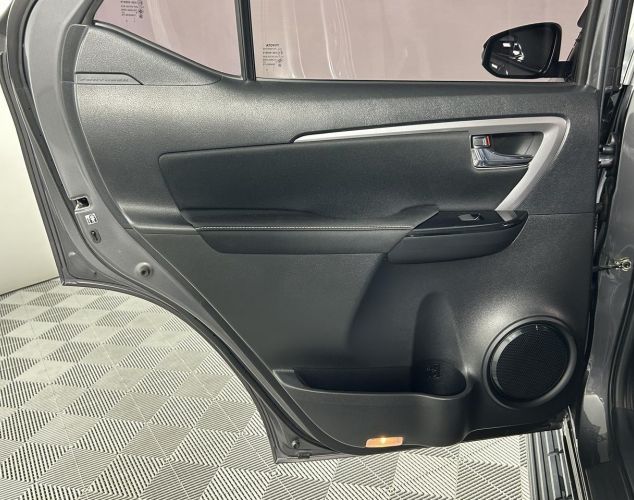 Toyota Fortuner  GXR