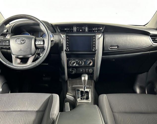 Toyota Fortuner  GXR