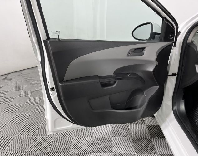 Chevrolet NAV Aveo  LT