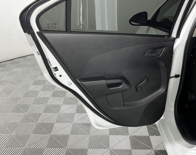 Chevrolet NAV Aveo  LT